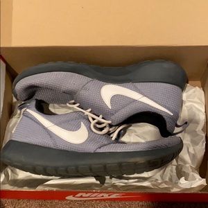 Nike Rosherun Grey